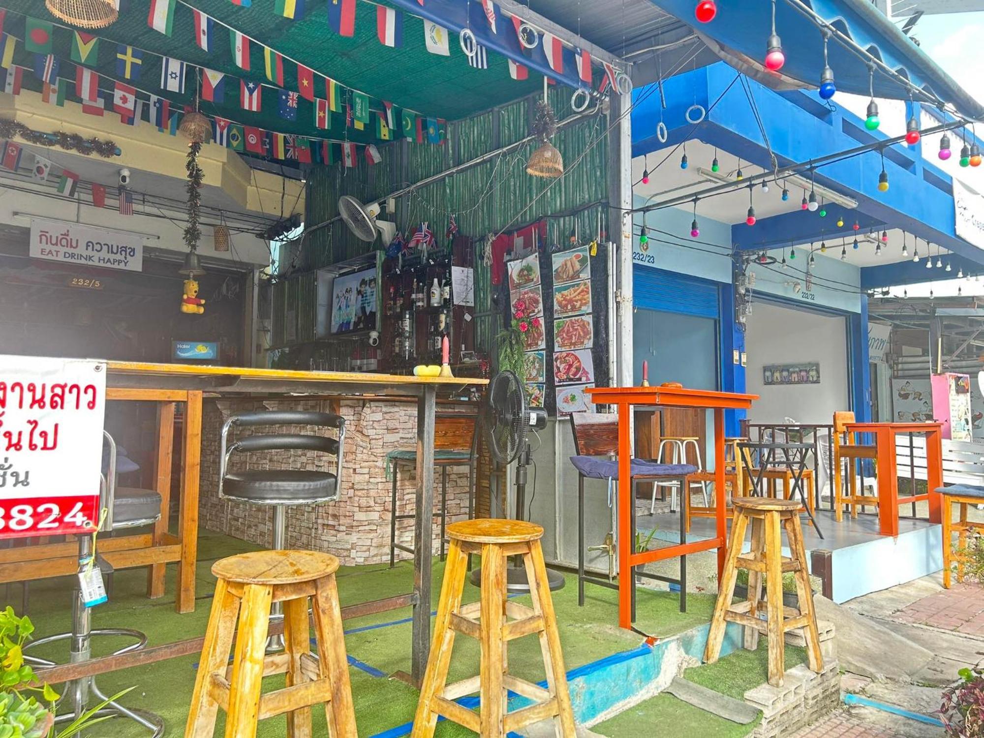 Noot'S Bar And Guesthouse Kanchanaburi Buitenkant foto