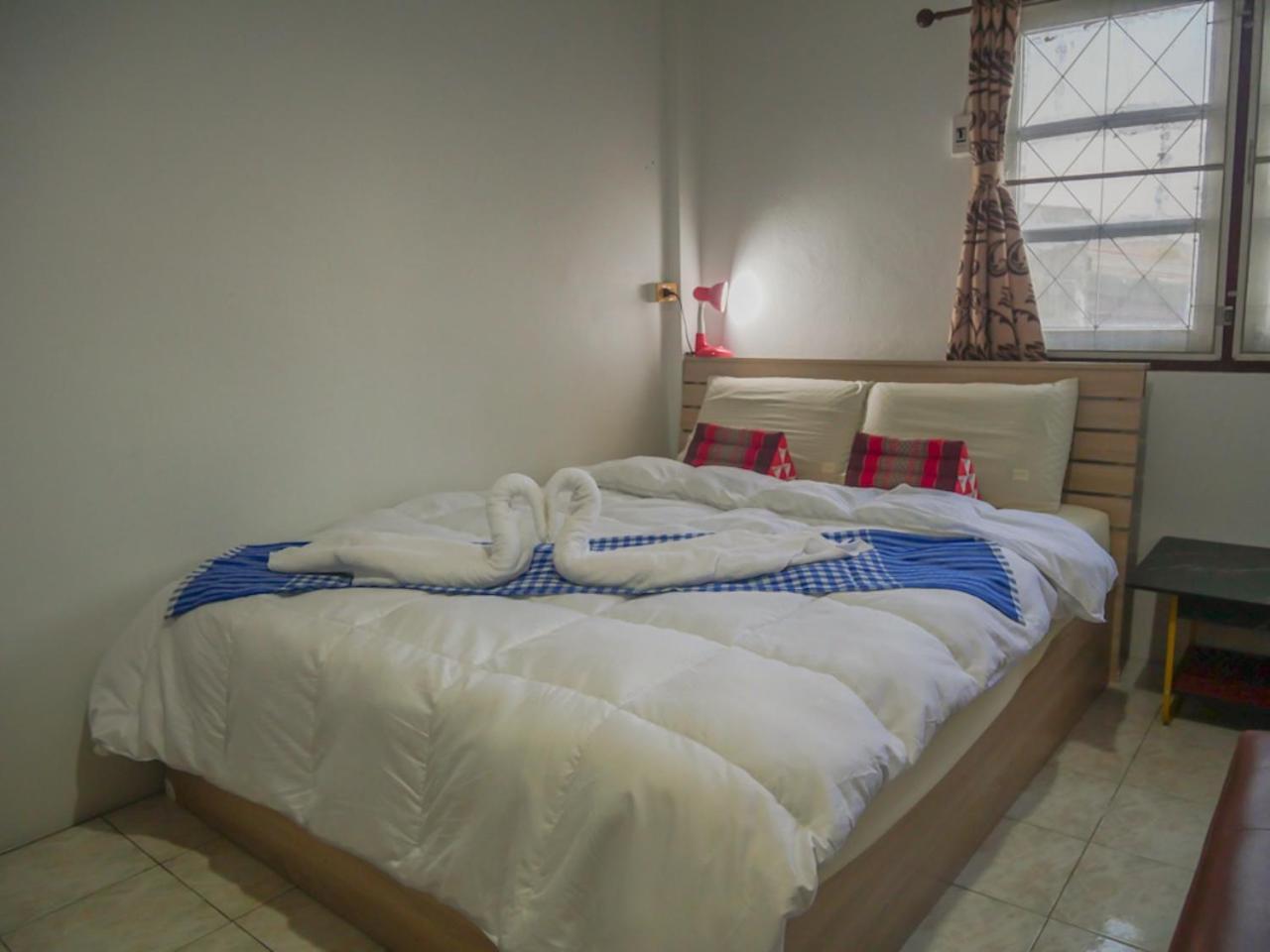 Noot'S Bar And Guesthouse Kanchanaburi Buitenkant foto